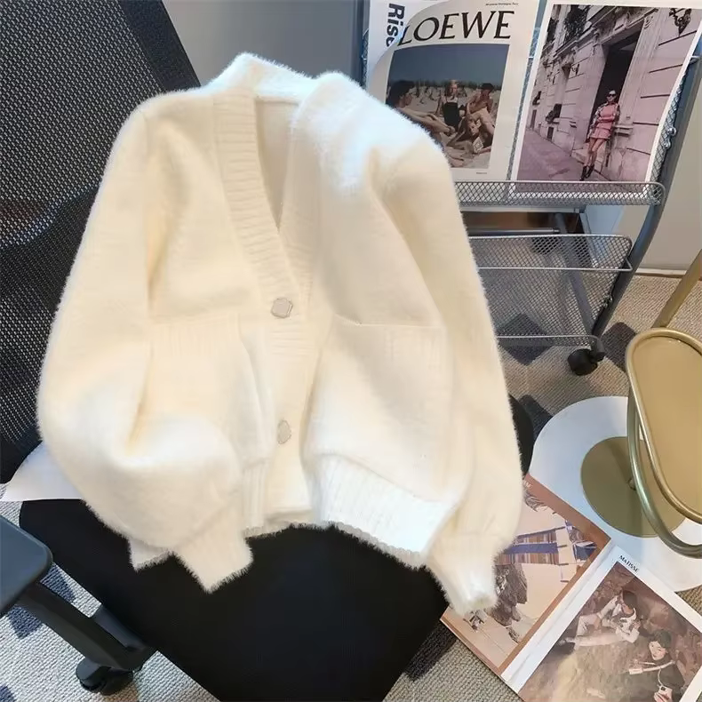 Kawaii Hauts En Tricot Pour Femme Cardigan Hiver Bouton Mignon Pull Blanc Automne 2025 Nouveau Dans Le Luxe Coréen À Manches Longues Tendance Pour Occasions Spéciales Et Journées Douces