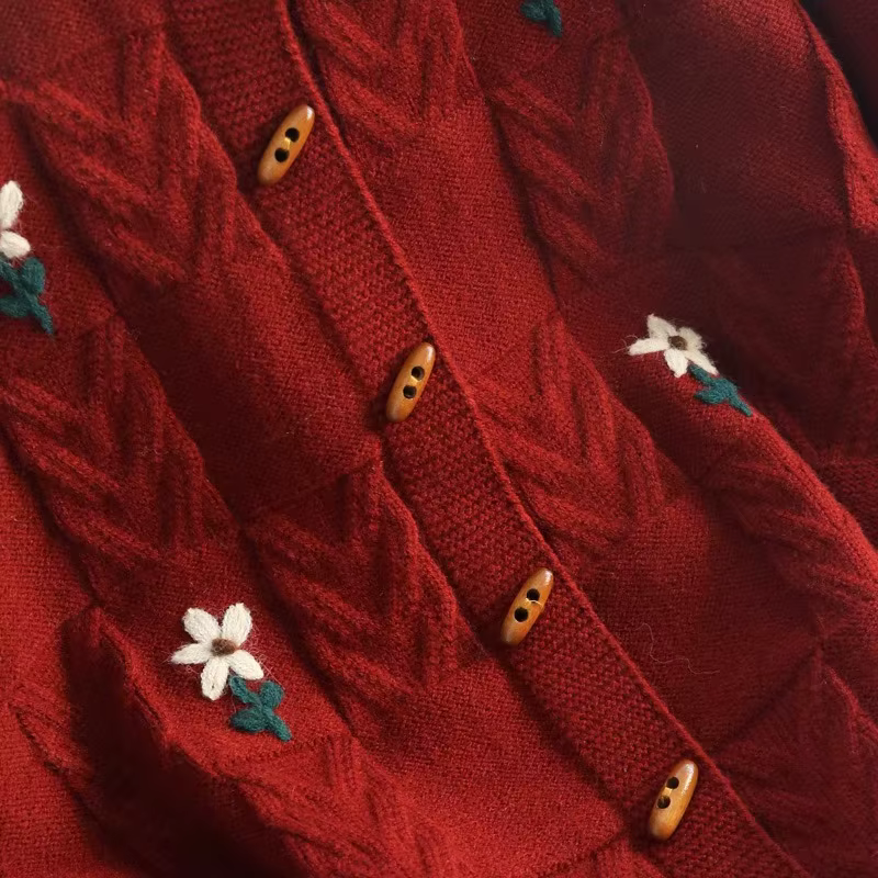 Veste pull torsadée brodée rétro pour femmes