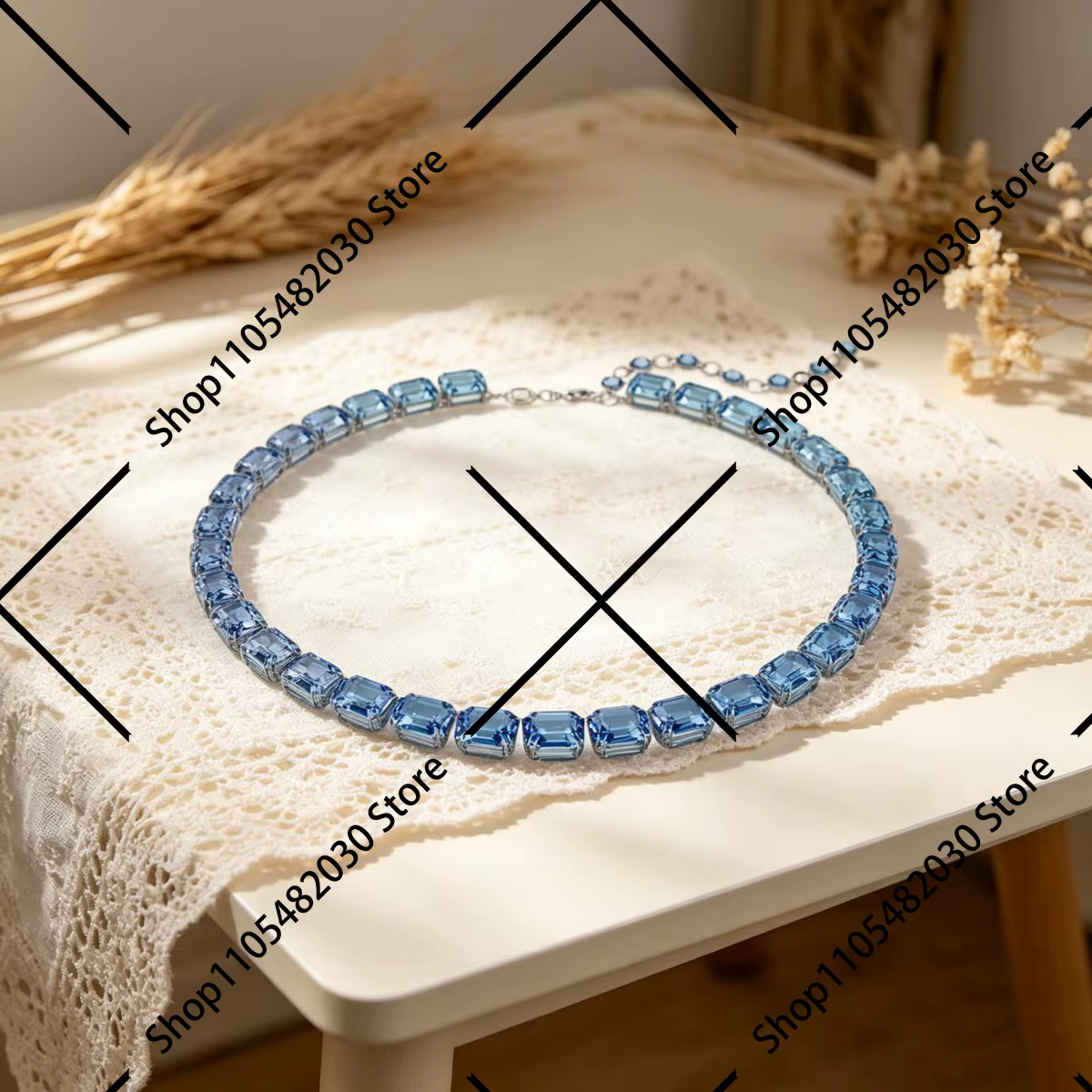 Collier Cygne à Coupe Baguette, Bijou Spectaculaire et Audacieux