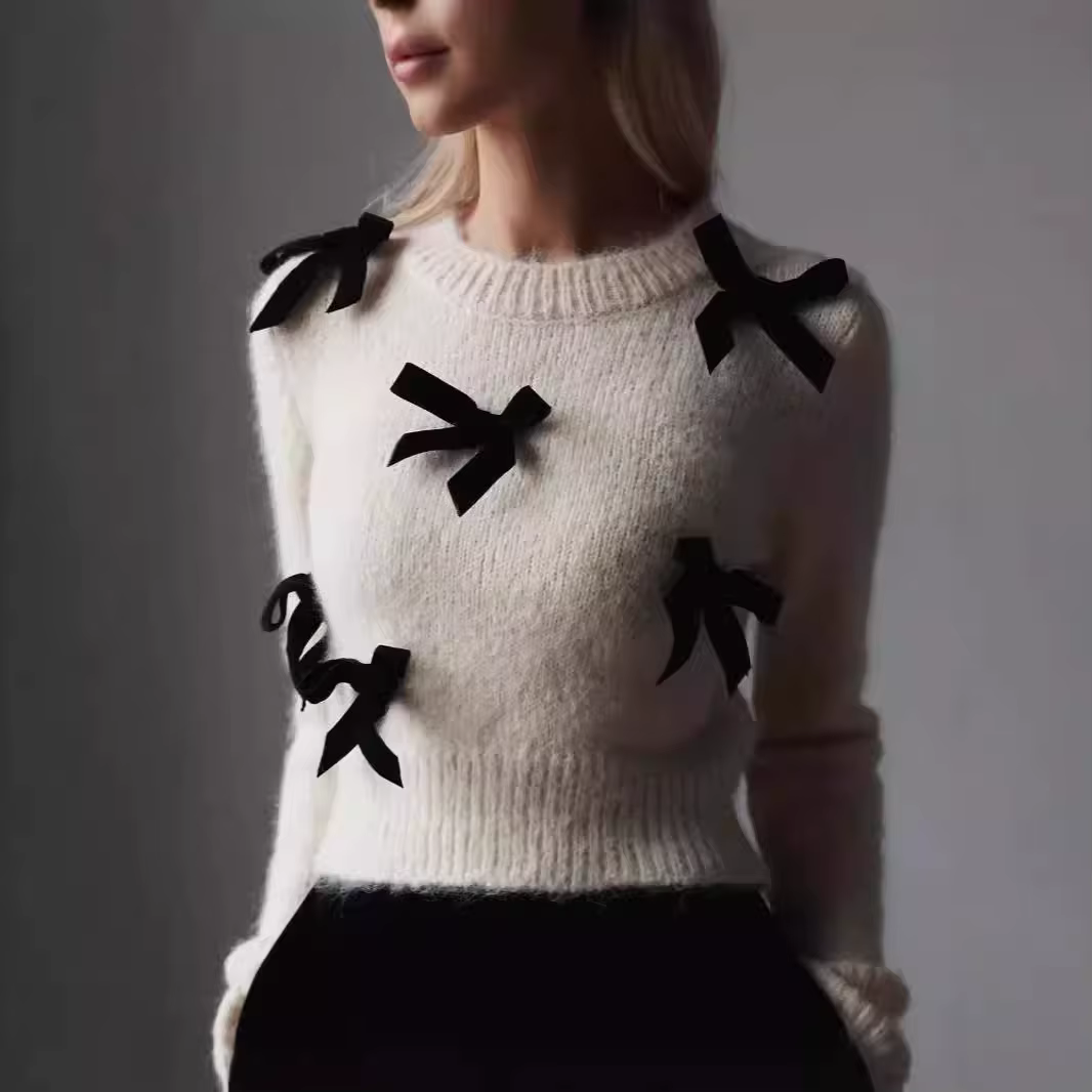 Pull à manches longues avec nœud pour femme