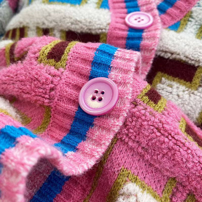 Pull en tricot arc-en-ciel à col en v pour femme