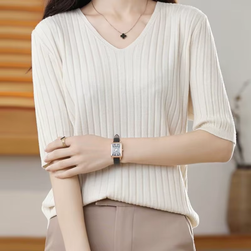 Pull tricoté en cachemire à manches courtes et col en v pour femme