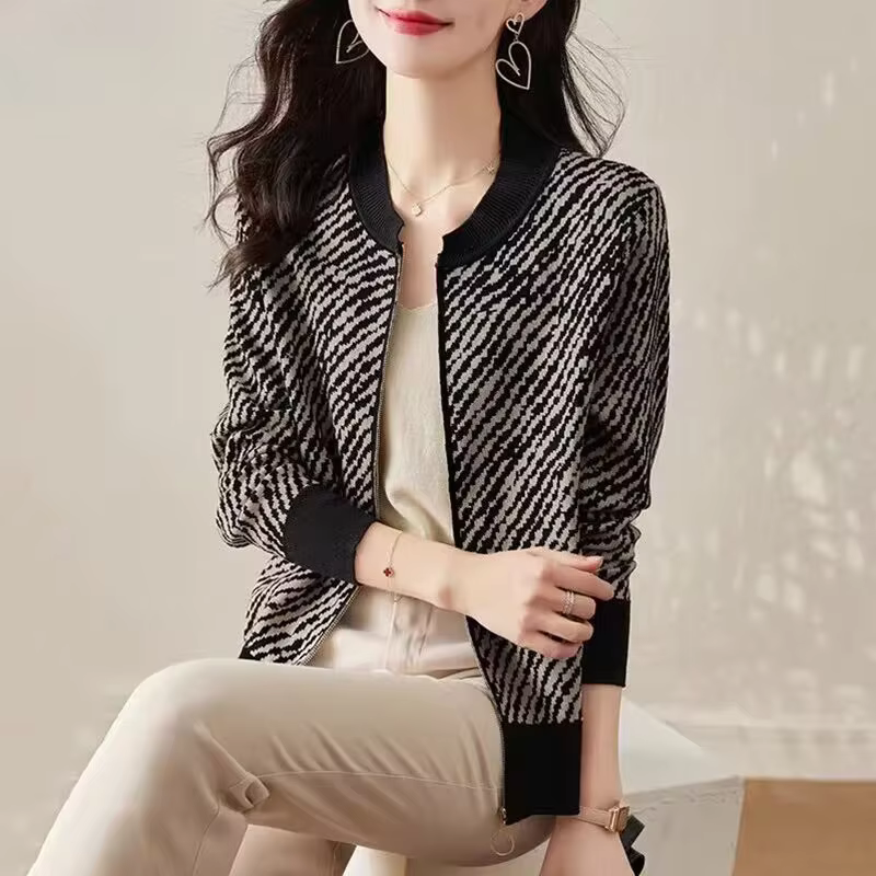 Cardigan à col en V de style coréen pour femmes