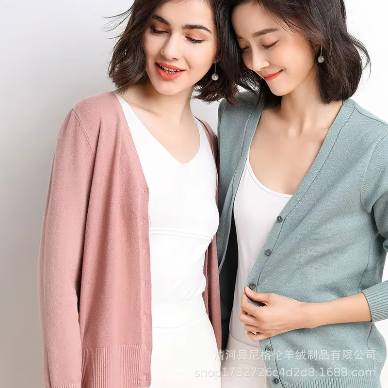 Cardigan femme tricoté en acrylique 95%, col en V, coupe régulière, polyester, hiver, automne 2024, kakis, gris clair, lavande, orange, bleu ciel, bleu royal