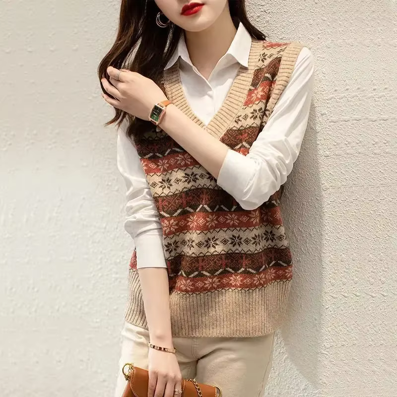 Pull en Tricot Rayé à Col en V pour Femme