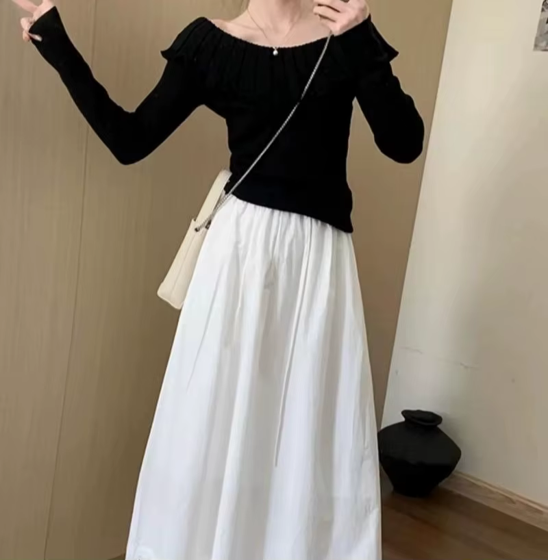 Pull tricoté asymétrique à col Claudine et bord à volants pour femme