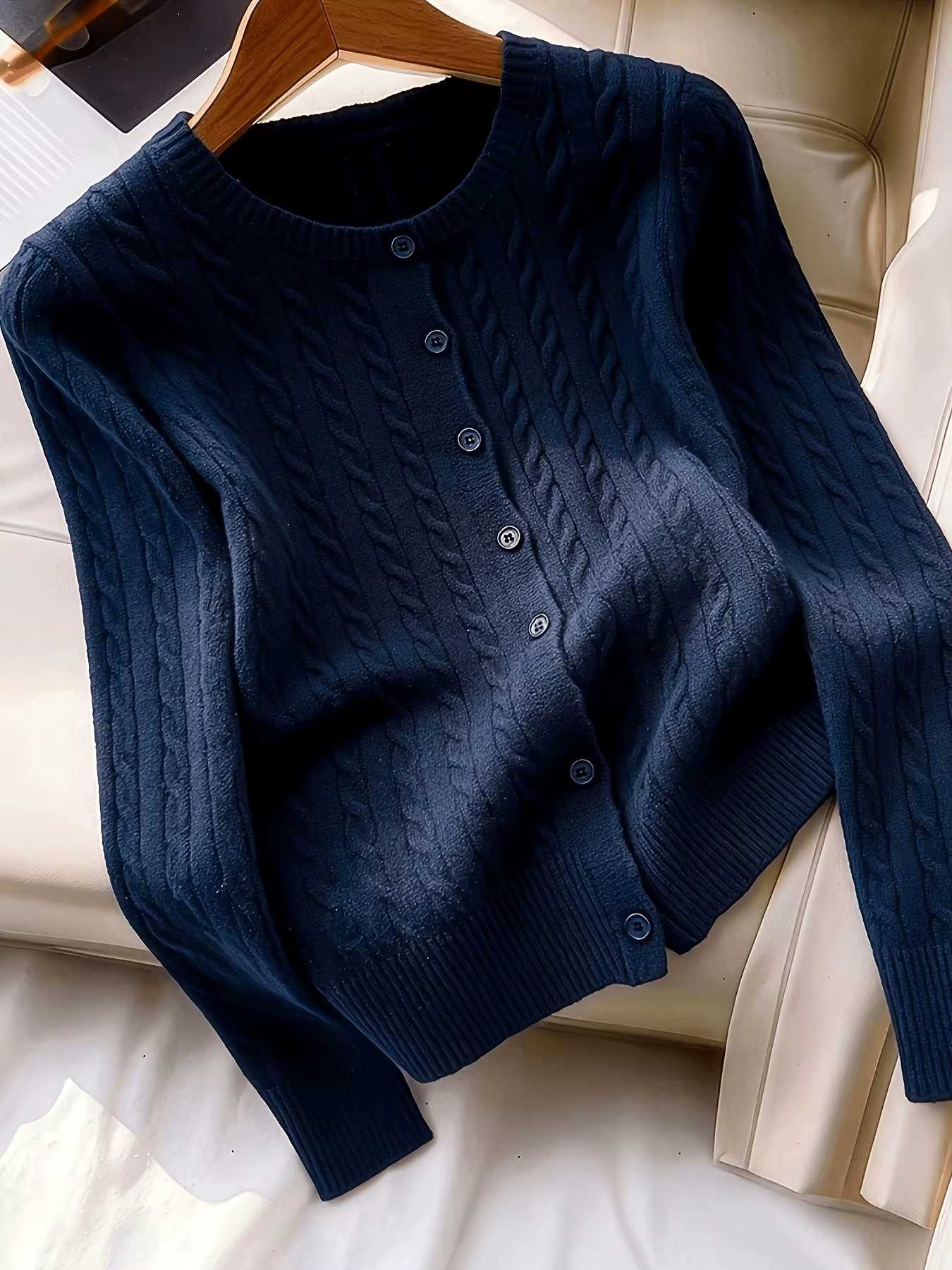Cardigan en tricot torsadé rétro français à boutons