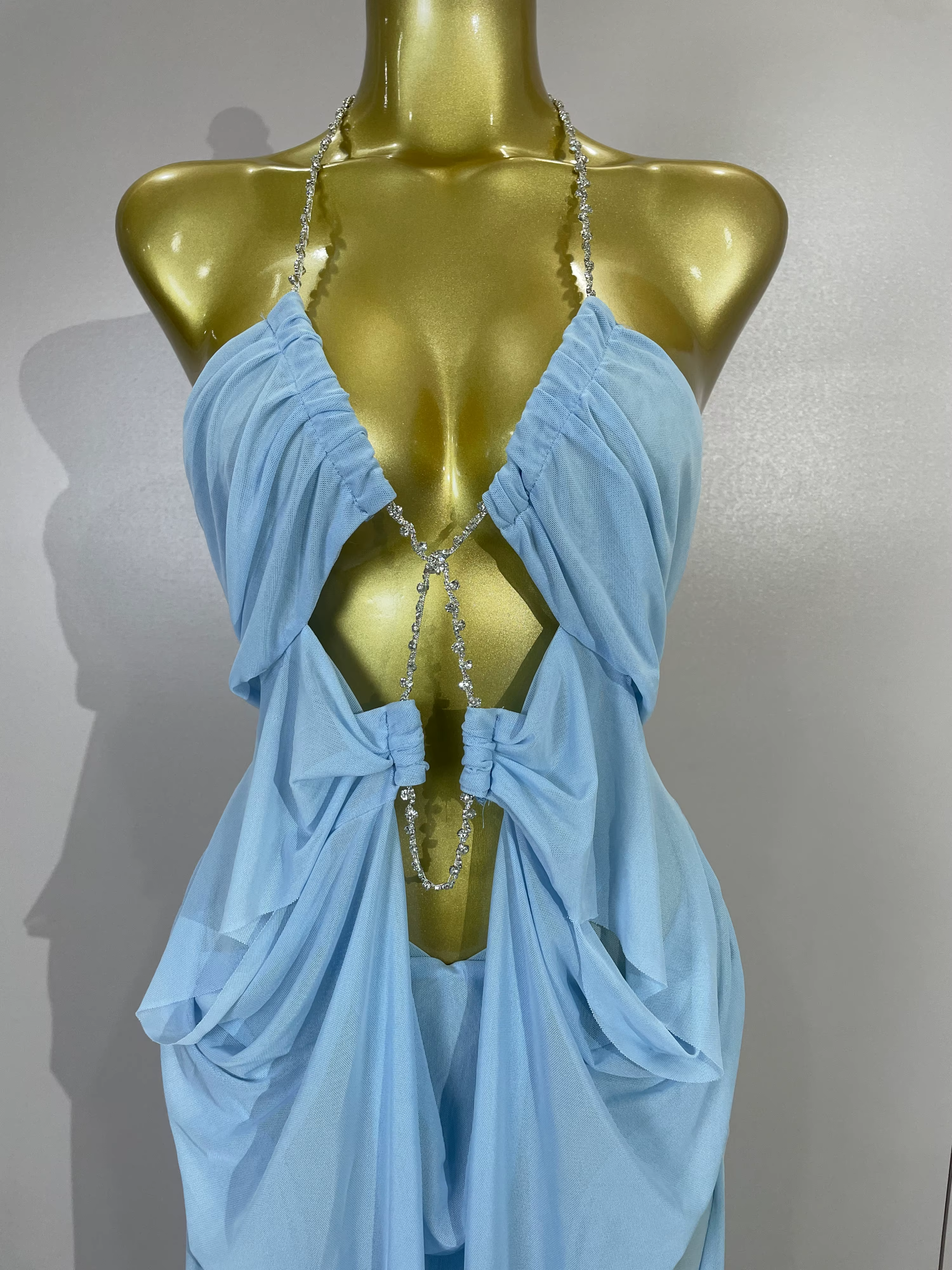 Robe longue élégante et luxueuse en maille transparente, sexy, à col halter, dos nu, sans manches, pour femmes, pour club, soirée, bal, vacances
