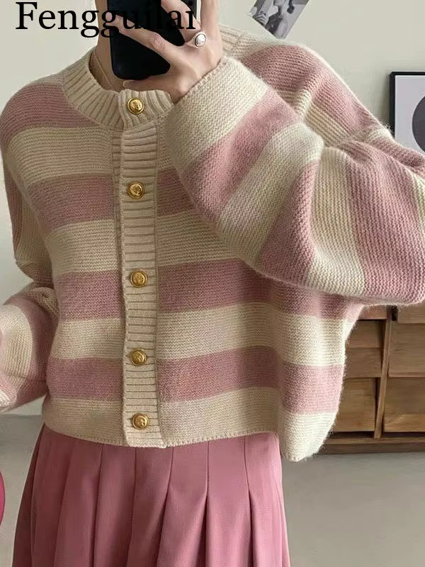 Cardigan rayé en tricot ample pour femme