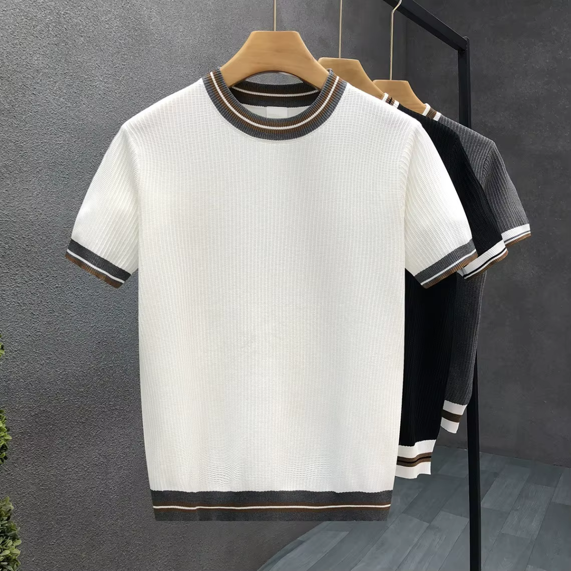 T-shirt léger d'été pour homme, col rond, rayé, manches courtes, pull tricoté, sous-vêtement décontracté, style vintage, poly…