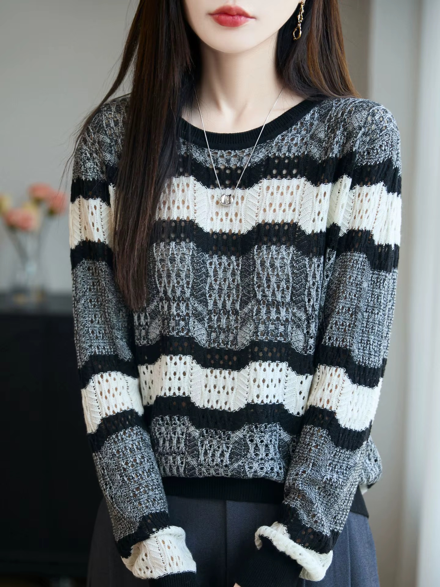 Cardigan en tricot ajouré élégant pour femme