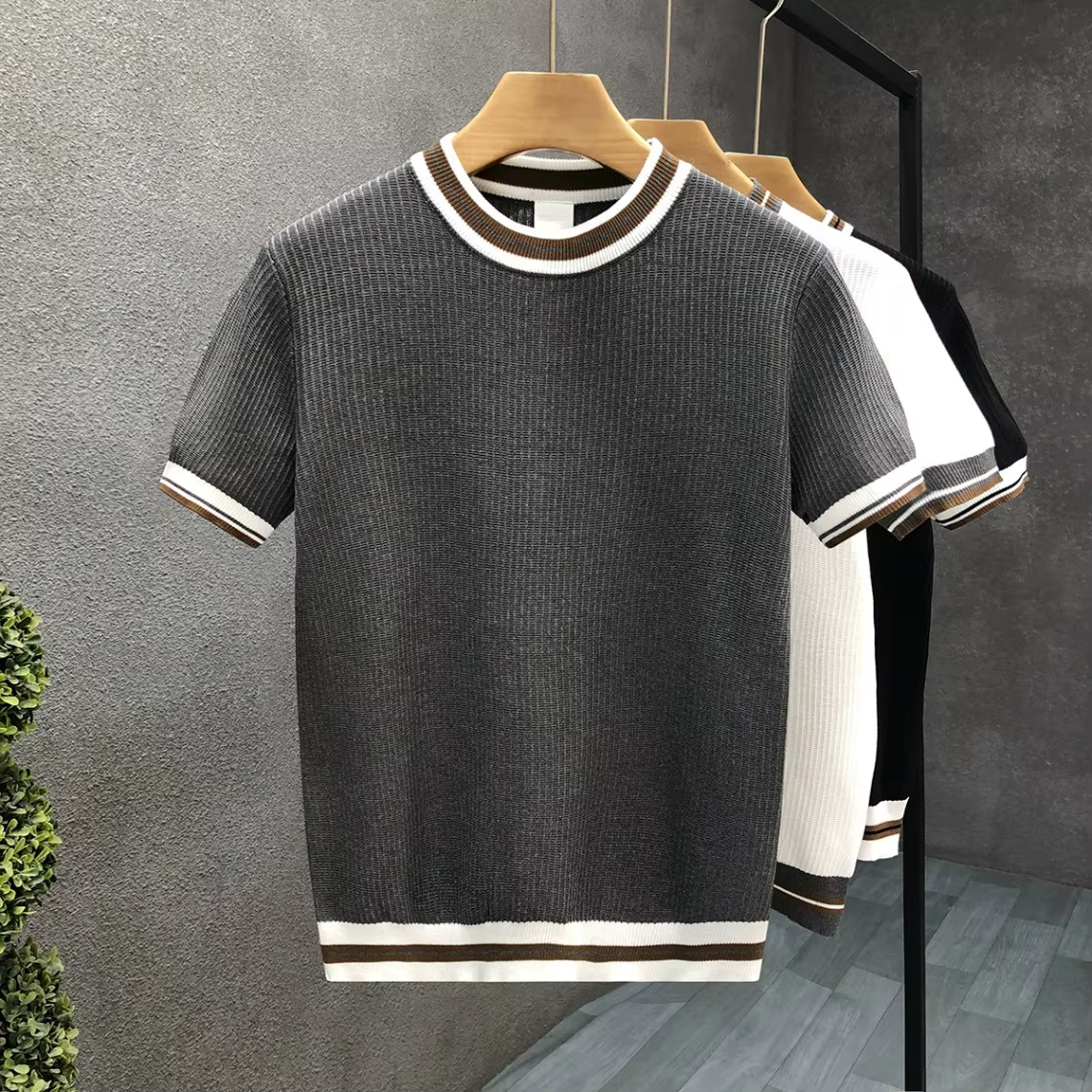 T-shirt léger d'été pour homme, col rond, rayé, manches courtes, pull tricoté, sous-vêtement décontracté, style vintage, poly…