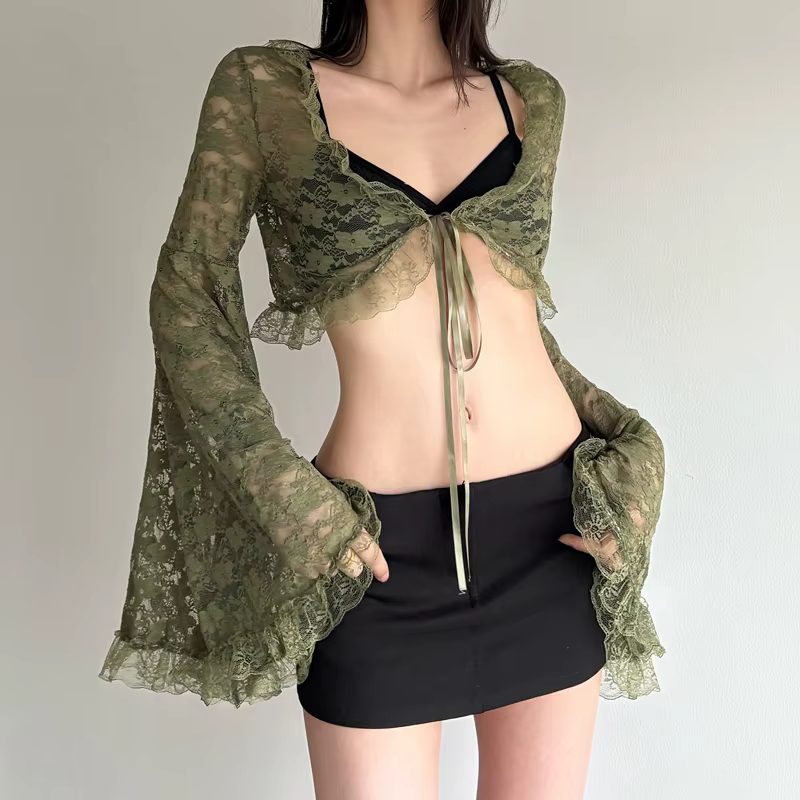 Cardigan vert en dentelle à nouer pour femme