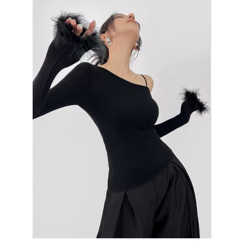 T-shirt à manches longues et col asymétrique pour femme