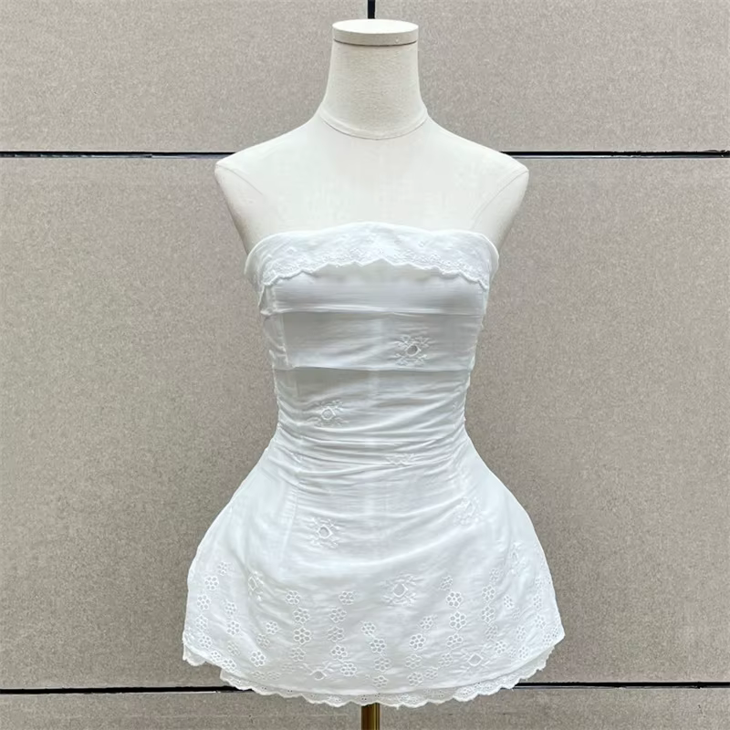 Débardeur femme Nouveau haut sans manches brodé de fleurs pour l'été 2026 Corset sexy dos nu
