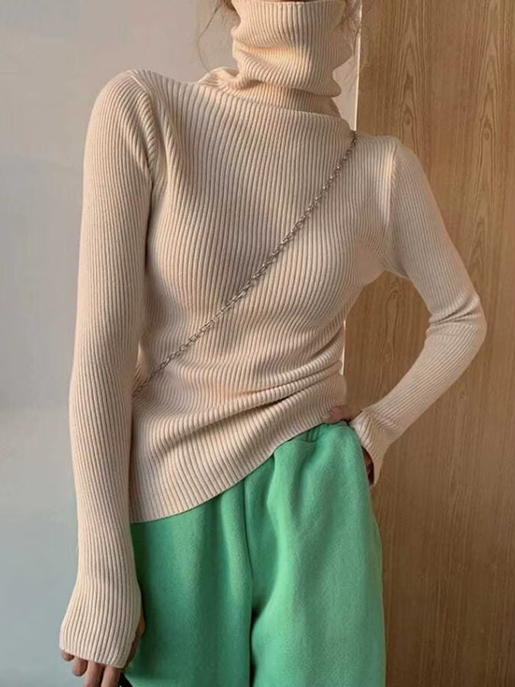 Pull tricoté à col roulé pour femme