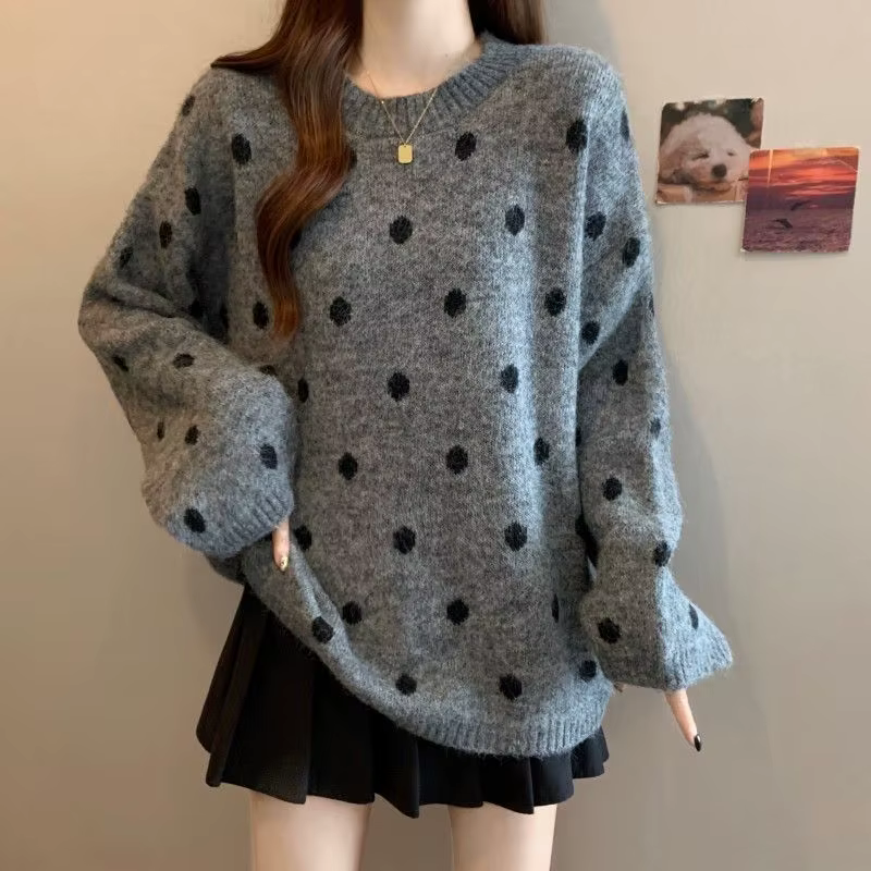 Pull à pois tricoté décontracté et ample