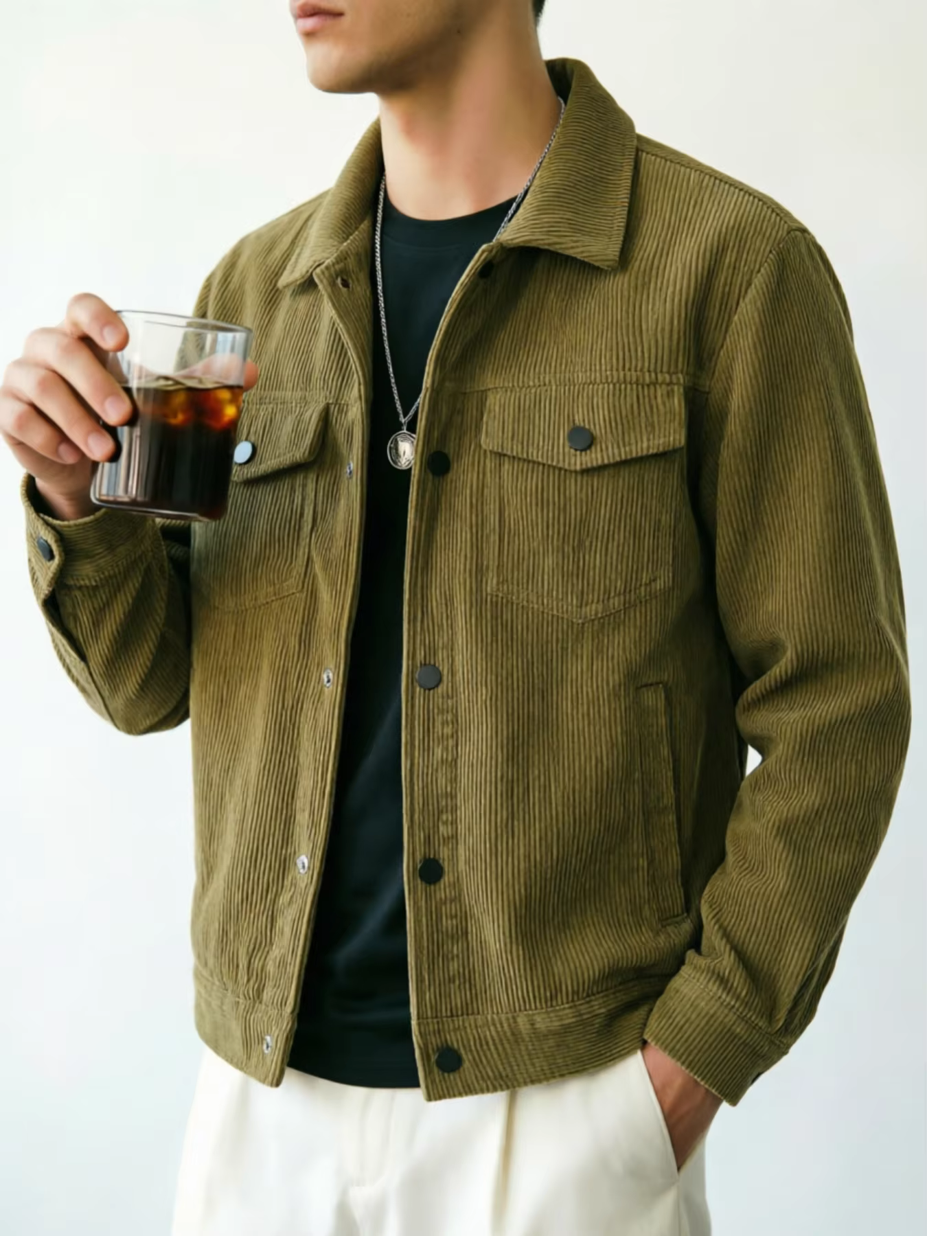 Veste en velours côtelé pour homme : col classique, plusieurs couleurs disponibles, coupe ample, confortable et polyvalente