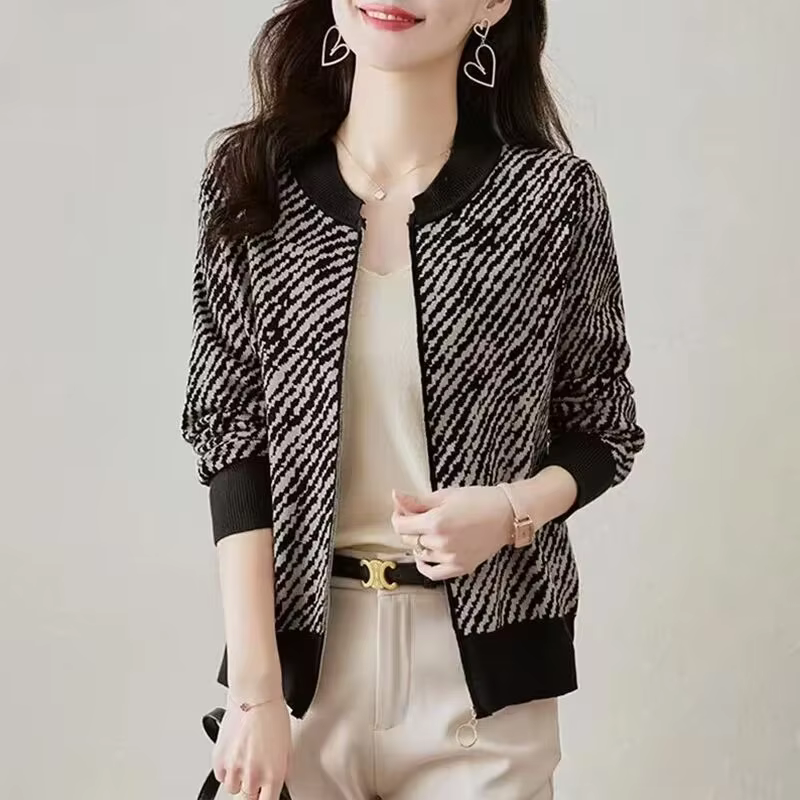 Cardigan à col en V de style coréen pour femmes