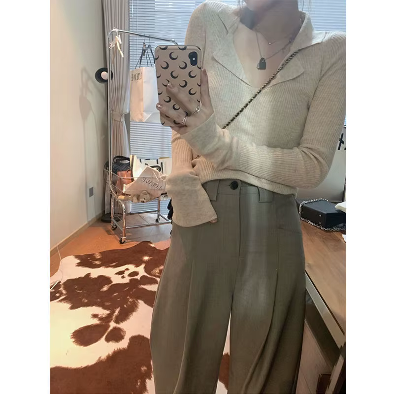 Pull à manches évasées et col POLO pour femme