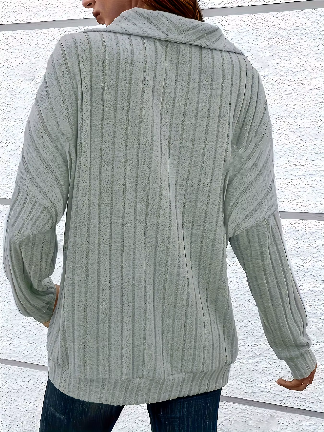 Pull en tricot rayé à capuche pour femmes grandes tailles