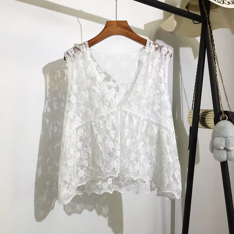Gilets en dentelle brodée de fleurs pour femmes