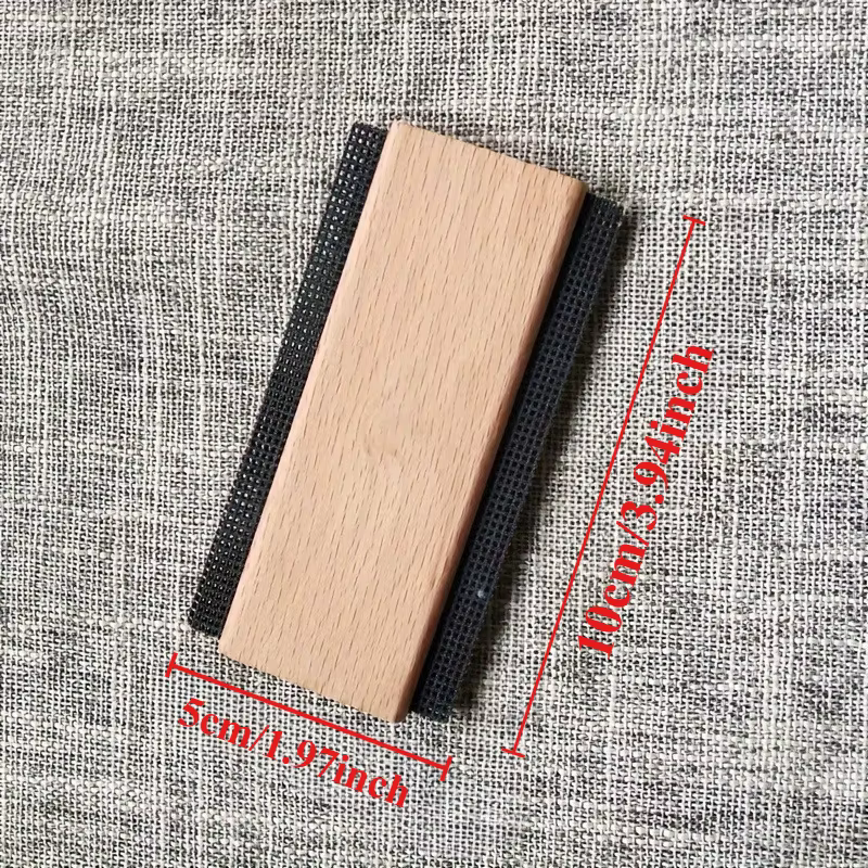 Peignes manuels anti-bouloches pour pulls