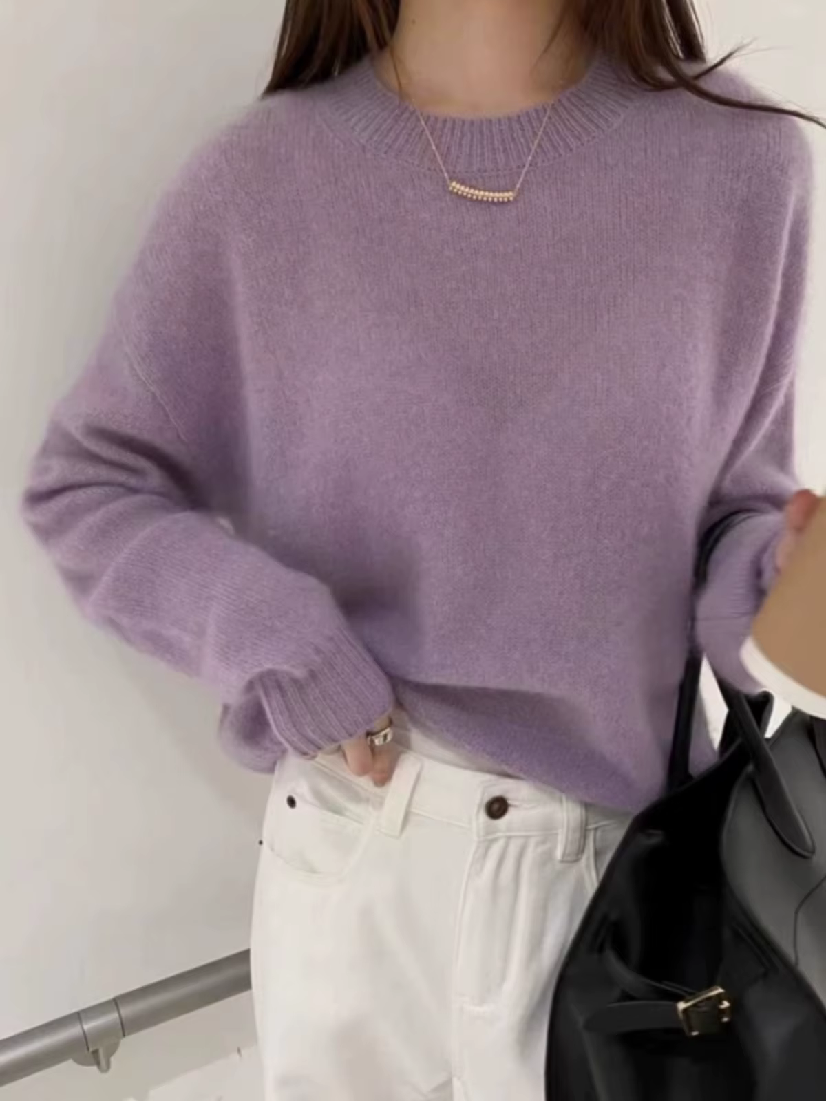Pull à col roulé en pur cachemire pour femme, coupe ample, saison automne-hiver, confort luxueux et élégant à offrir pour les occasions spéciales