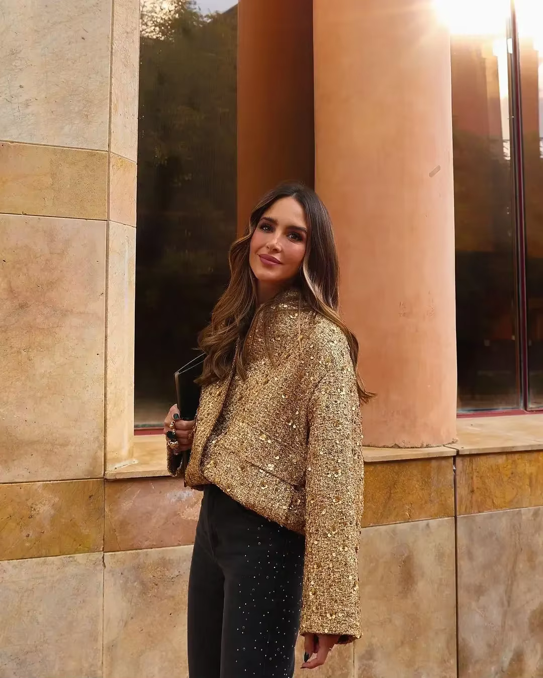 Veste élégante à col rond doré à paillettes pour femmes