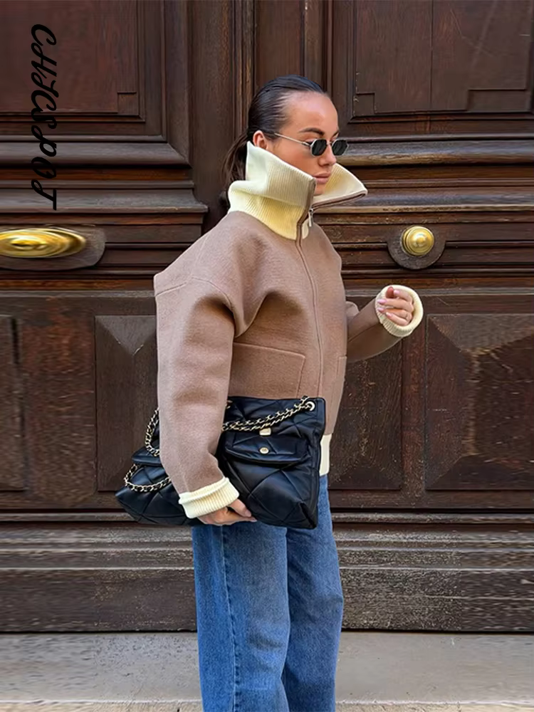 Cardigan zippé en maille à empiècements pour femme