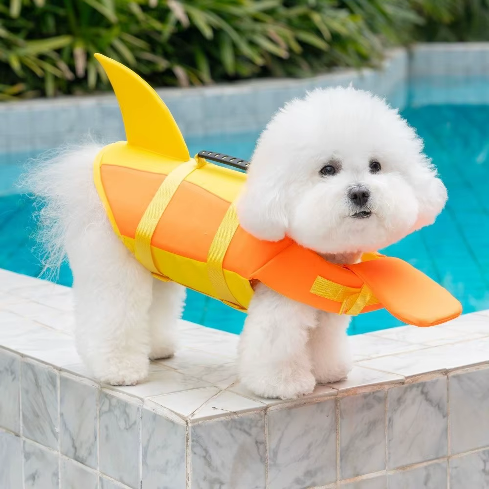Gilet de sauvetage pour chien en forme de requin, flottabilité supérieure, veste de sauvetage réglable pour animaux de compagnie, haute visibilité, résistant aux déchirures, combinaison de natation po