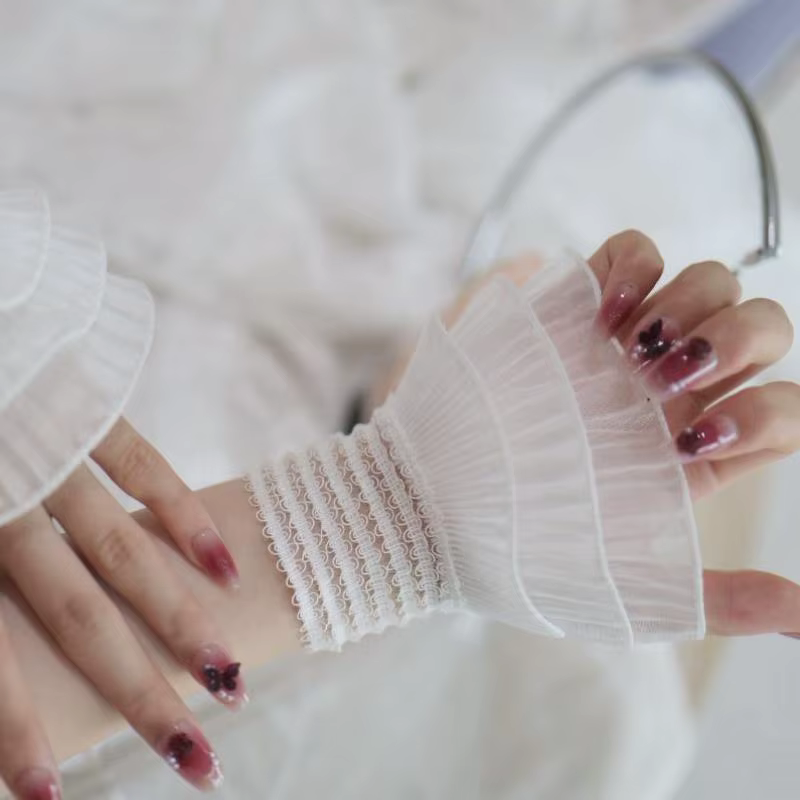 ☞ Manchettes décoratives pour femme en dentelle florale au crochet ajourée, brodées, à volants et à revers, élastiques, pour le poignet