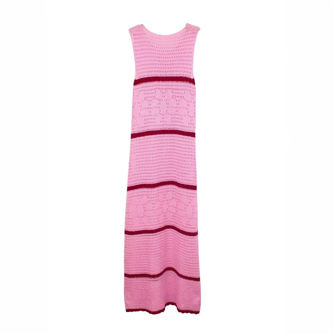Robe pull tricotée ajourée