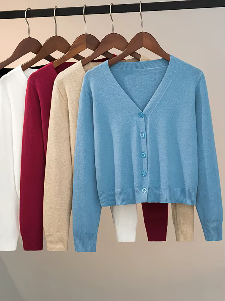 Cardigan en tricot boutonné pour femme
