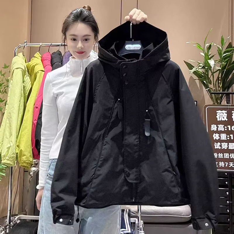 Veste à capuche 2025 nouvelle veste trench-coat uniforme de baseball Joker grande taille conception ample veste haut femme