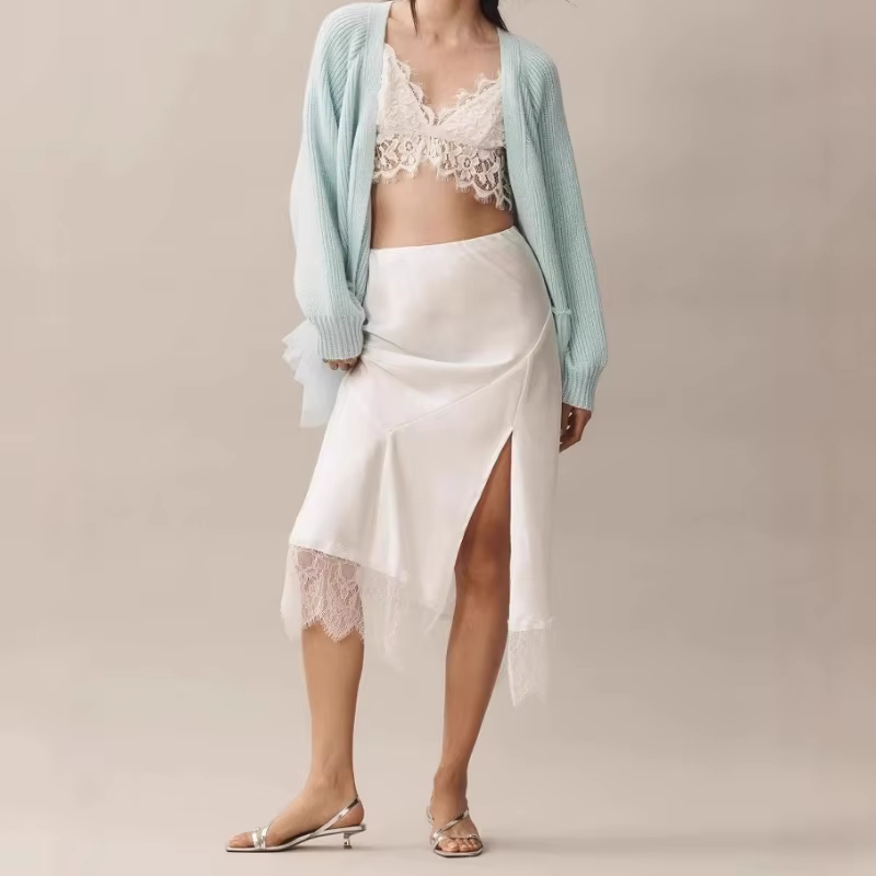 Pull tricoté en maille à volants d'automne en 2025 Cardigan à manches longues doux et frais pour femmes