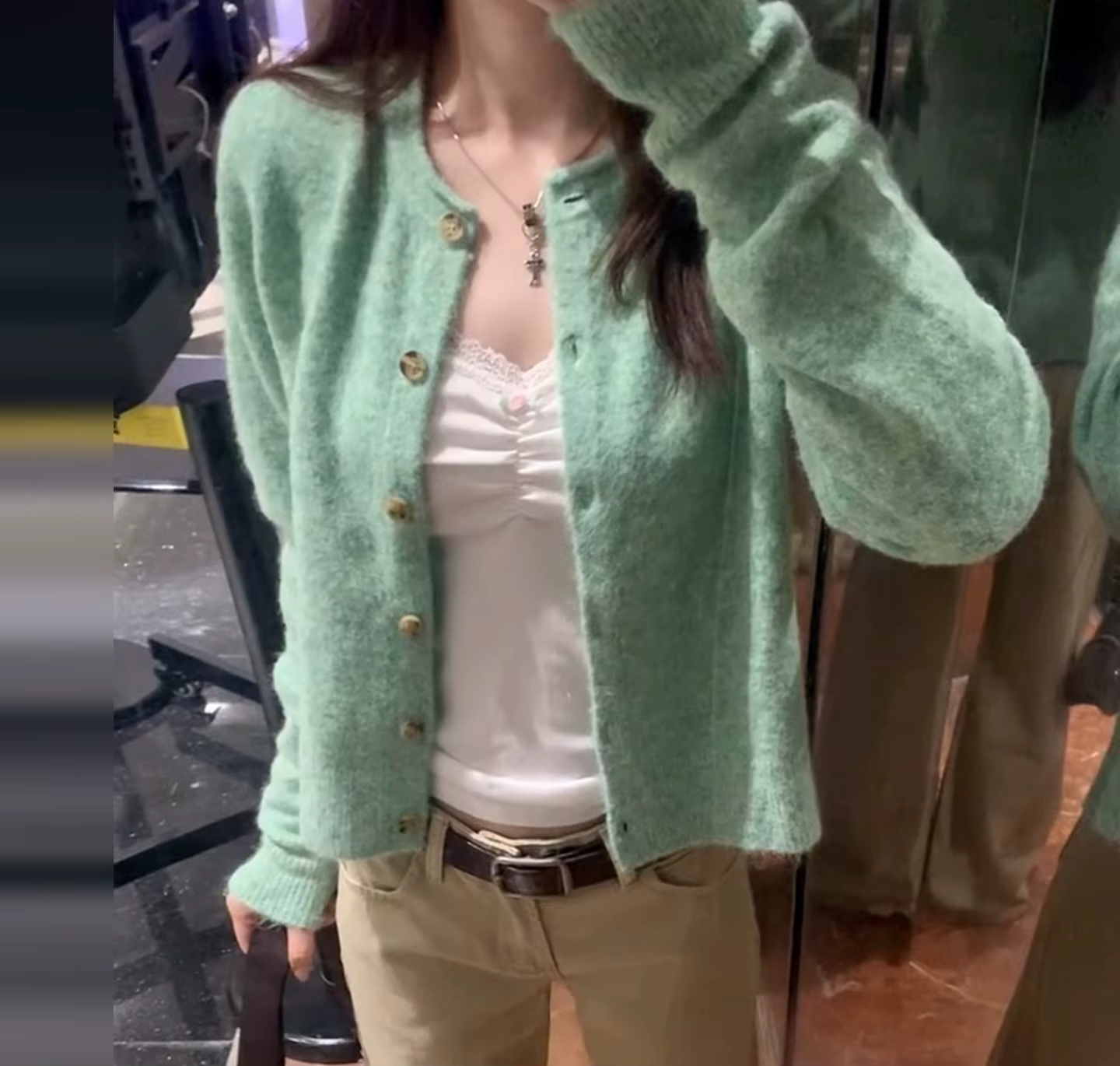Tempérament: vert menthe bord roulé Cardigan pull veste femme printemps et automne haut début