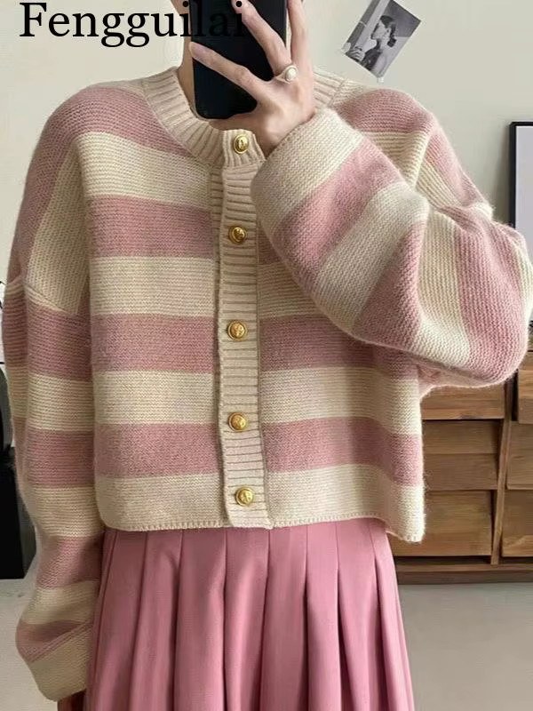 Cardigan rayé en tricot ample pour femme