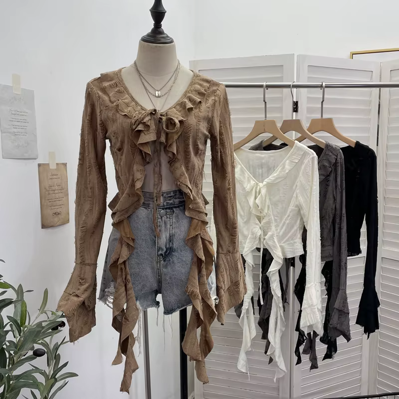 ISAROSE Wasteland Style Cardigan pour femmes Punk printemps automne couleur unie évasé manches longues avant à lacets à volants déchiré hauts