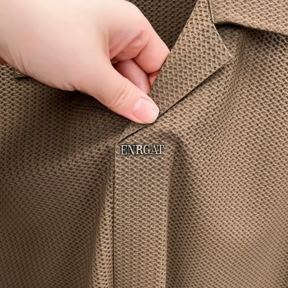 Chemise Polo Homme à Col Cubain Manches Courtes en Tissu Texturé Ananas Respirant Extensible pour l'Été 2026