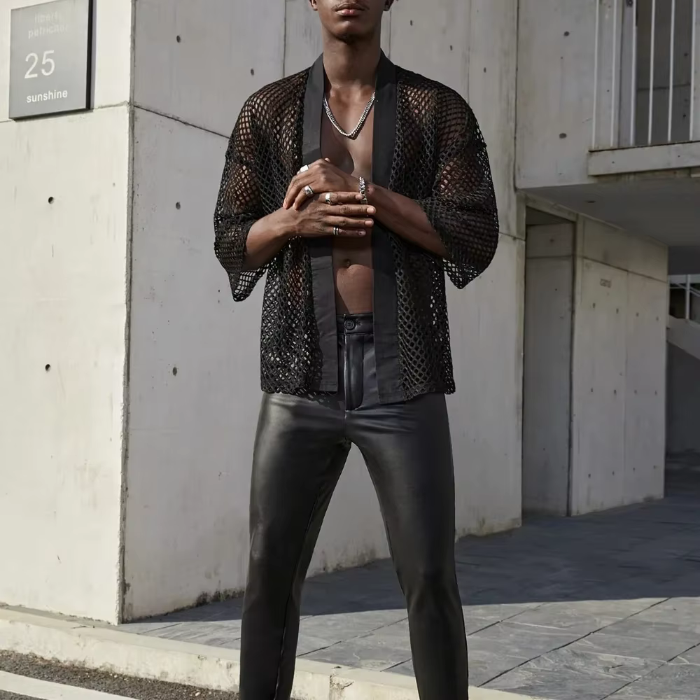 Hommes hauts en maille évider T-shirt masculin Cardigan châle Streetwear hommes mode Performance porter chemise haute Chemise Homme