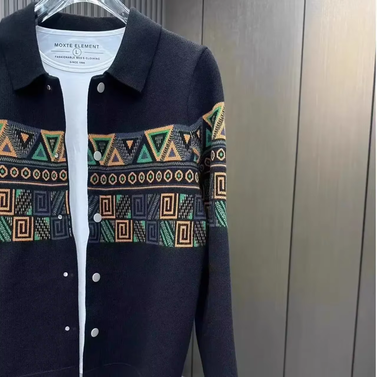 Cardigan en tricot noir pour homme, vêtement avec bouton graphique, sans capuche, mode coréenne, Baggy, Old Street Maletry Neck X