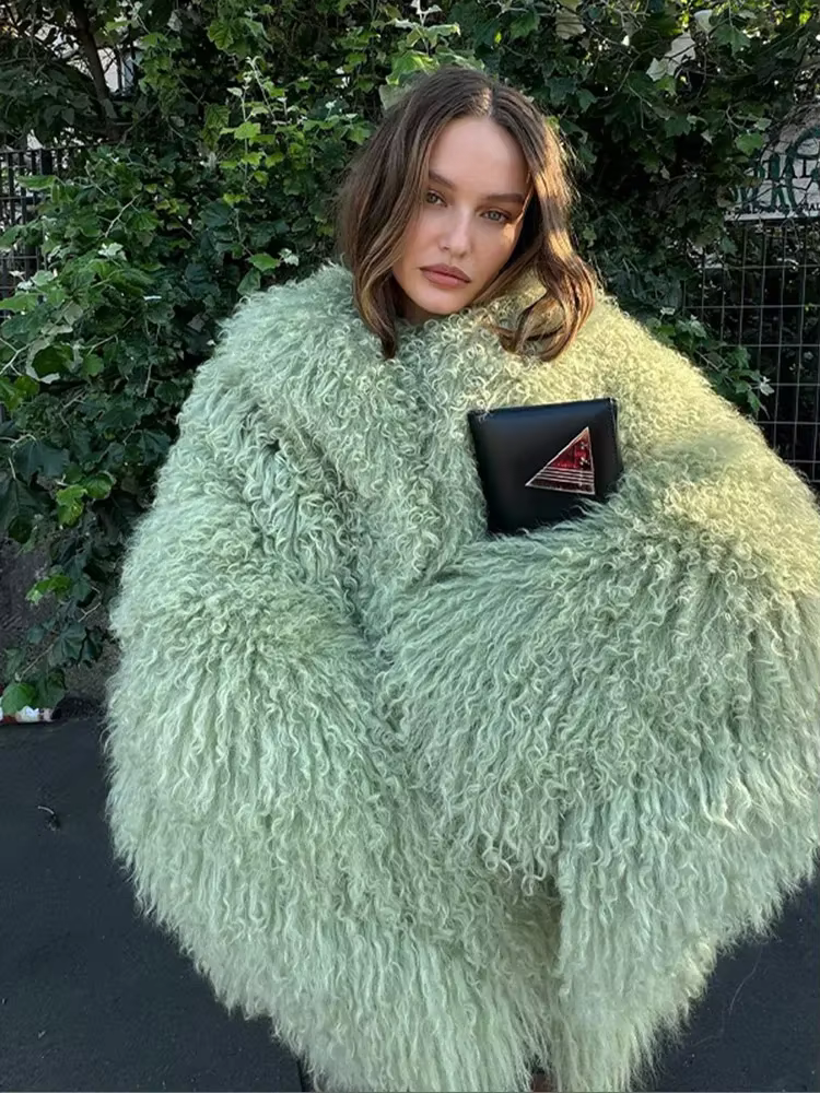 Manteau en fausse fourrure à revers vert pour femme