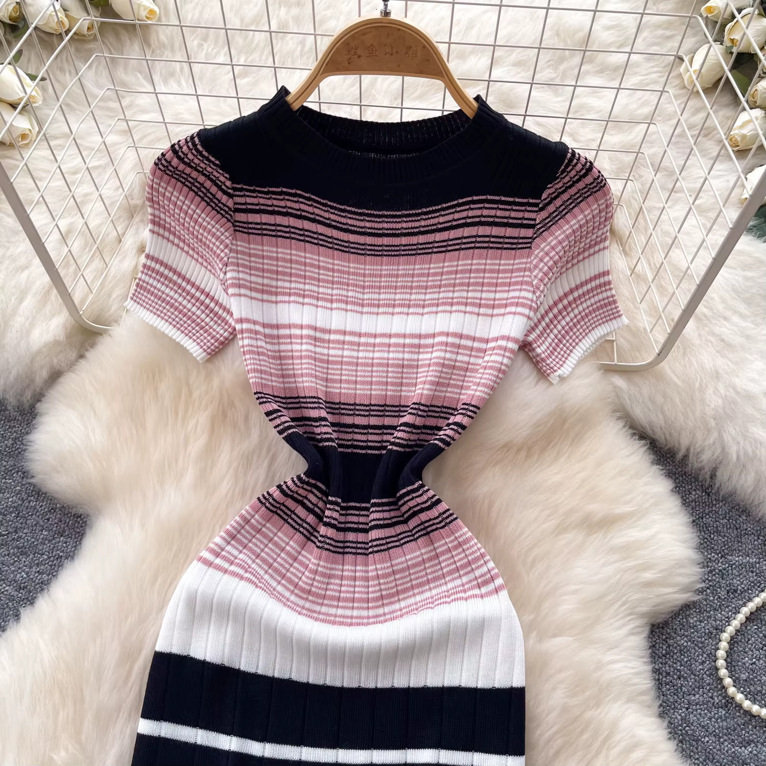 Robe longue femme en maille, style Y2K streetwear, col rond, manches courtes, rayée, élégante, avec empiècements, pour soirée, nuit, travail 2026