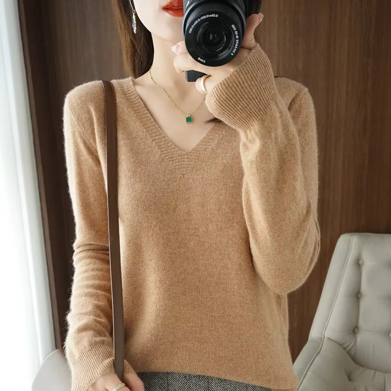 Pull femme 2025 automne hiver pulls tricotés col en v coupe ajustée chemise à bascule solide doux tricots