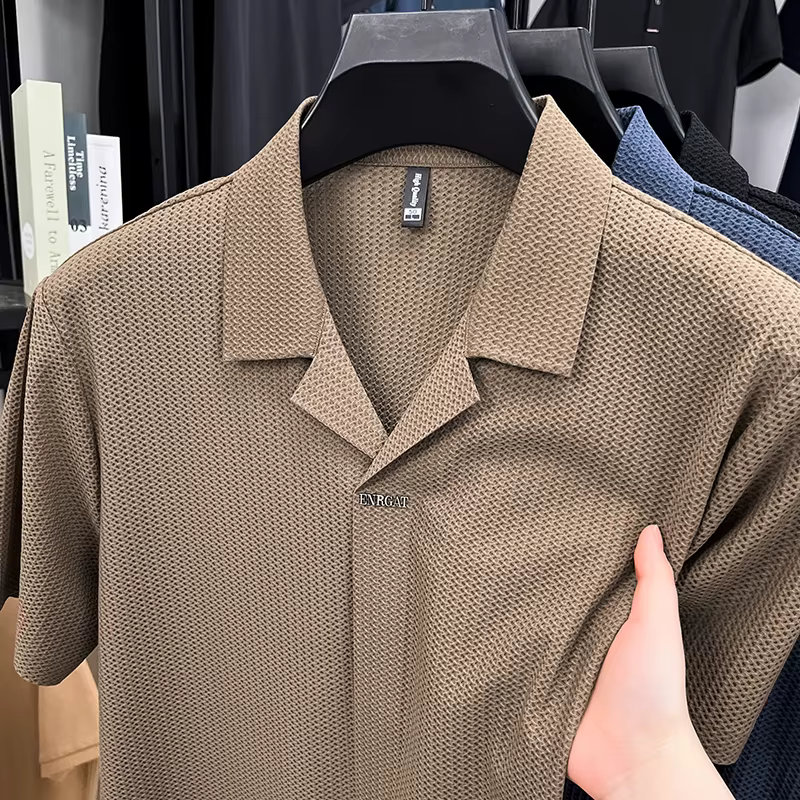 Chemise Polo Homme à Col Cubain Manches Courtes en Tissu Texturé Ananas Respirant Extensible pour l'Été 2026