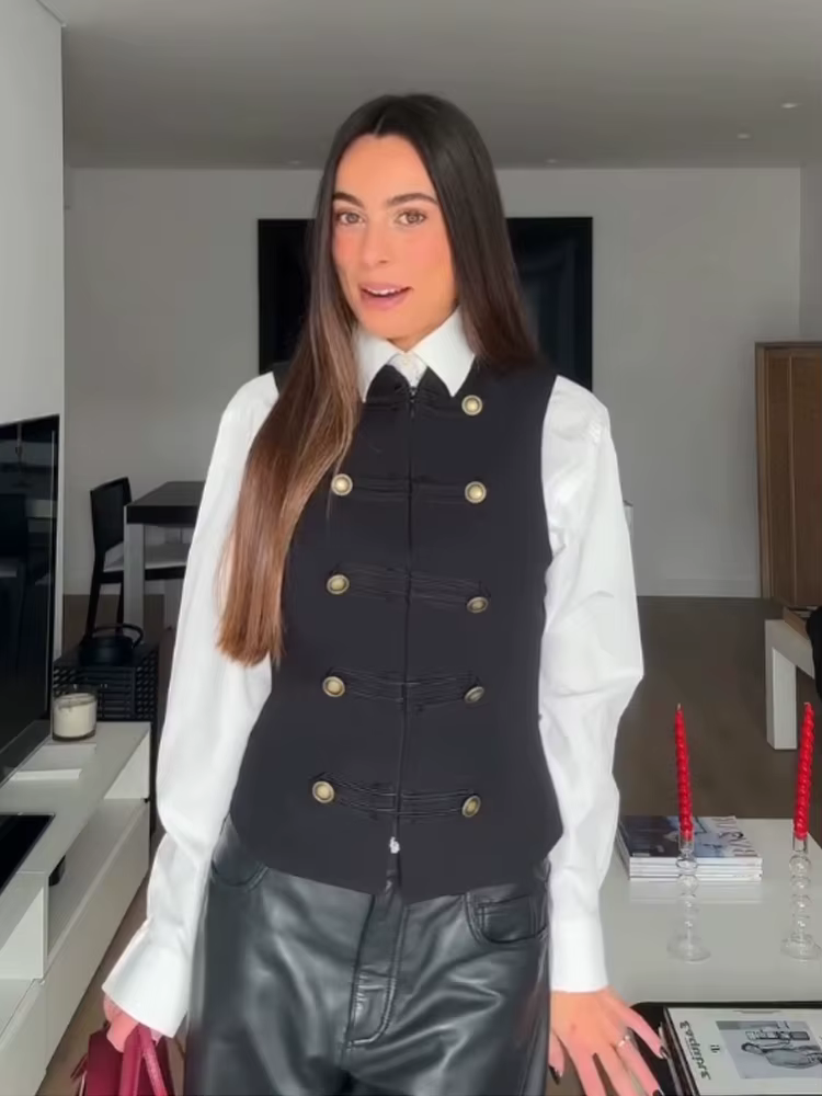 Gilet Femme Élégant et Polyvalent à Col Montant et Boucle en Corde