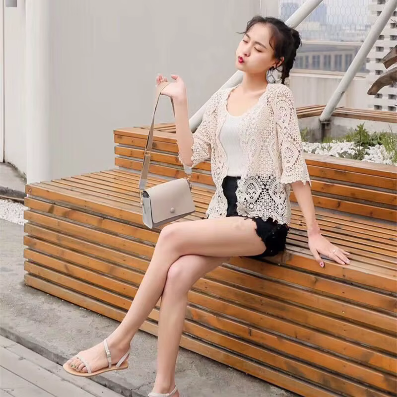 Pull en maille avec dentelle pour femme