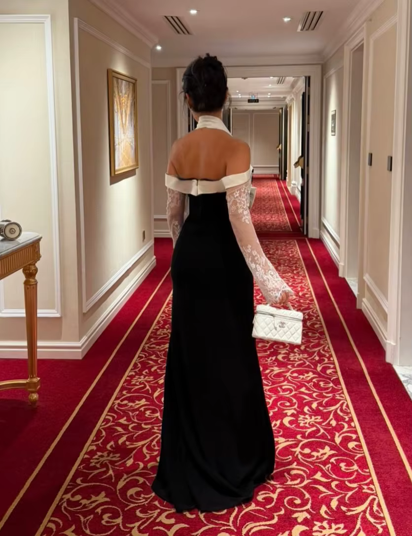 Robe de soirée élégante noire à col en V avec fleurs 3D, manches en dentelle, coupe trapèze, pour bal de promo, soirée formelle, mariage, personnalisable