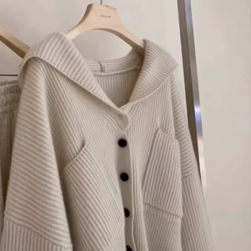 Pull à capuche automne et hiver